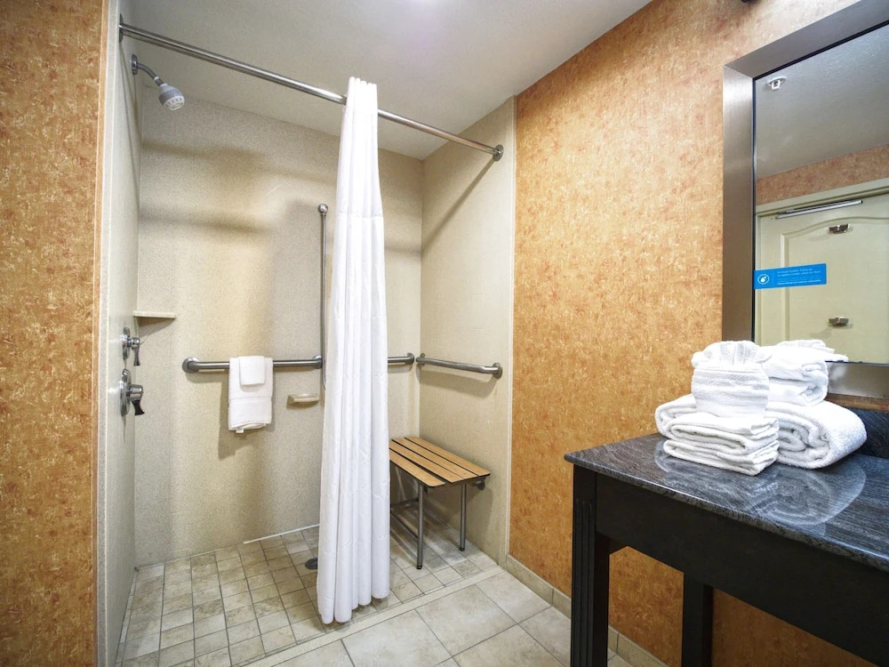Hampton Inn & Suites Elk City