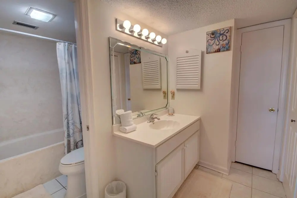 319 El Matador 2 Bedroom Condo by RedAwning