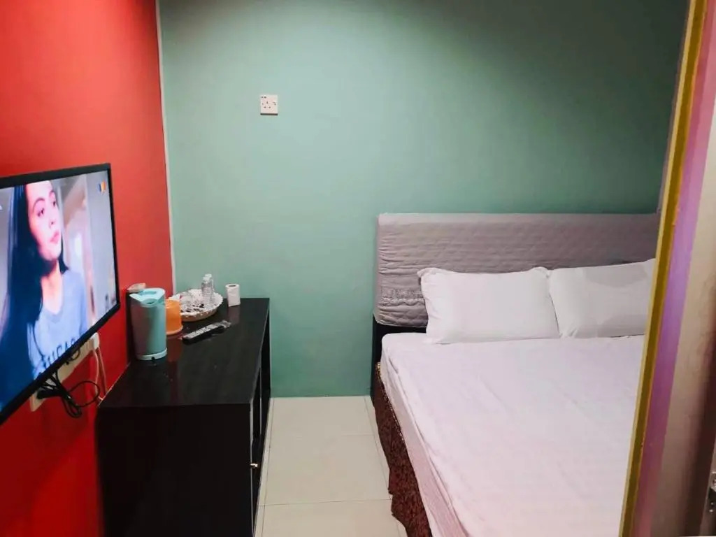 Home Inn Hotel