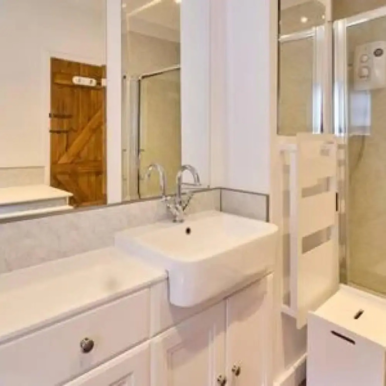 Host & Stay - St Radigunds House