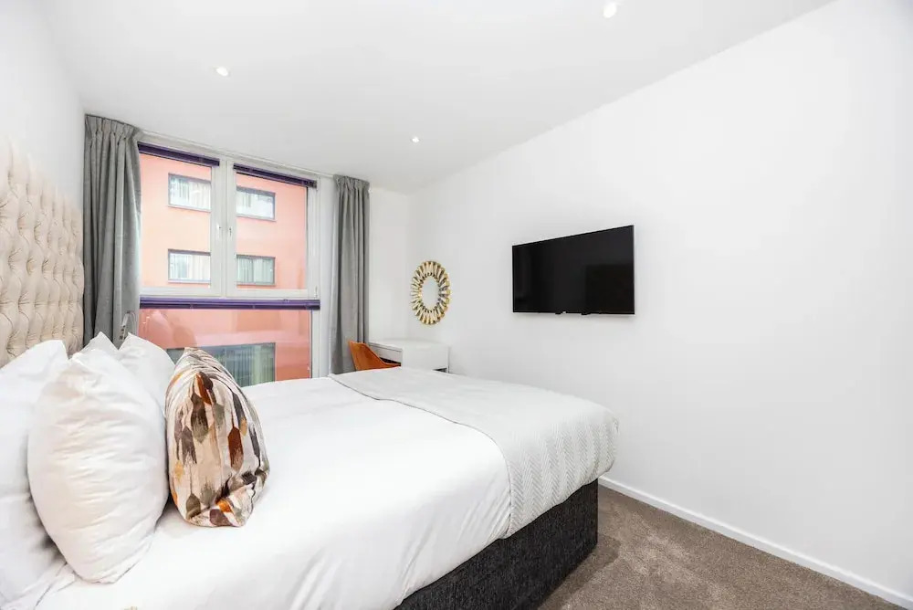 Crowne Views One Bed Apartment