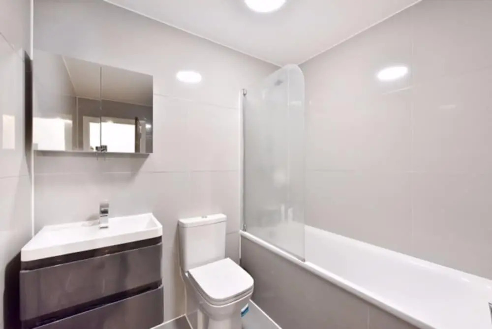 Canary Wharf 2 Bedroom Flat With Parking