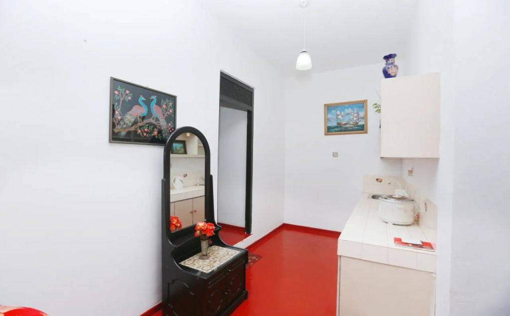 The One Apartment