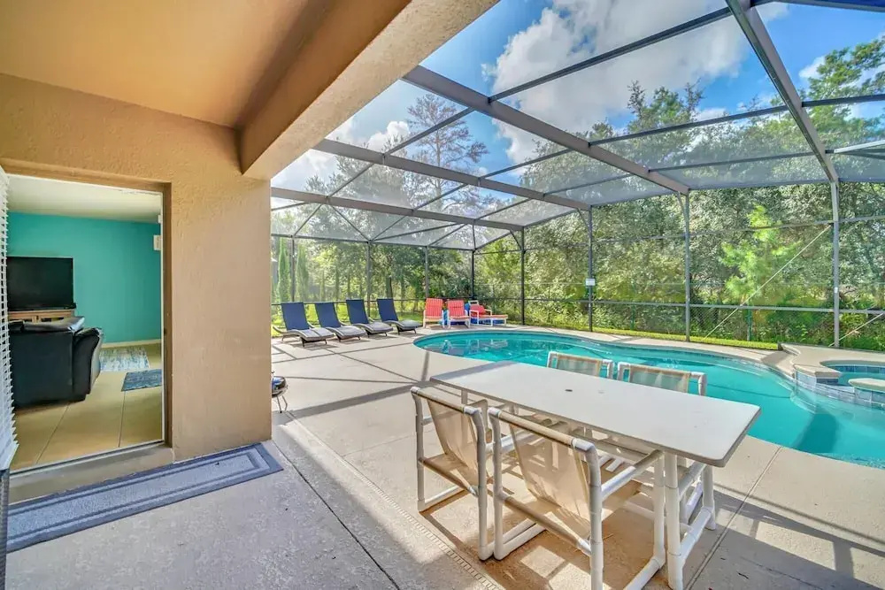 6BR Pool Villa Minutes From the Parks
