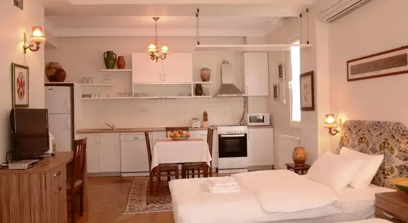 Fenerion Apart & Suites