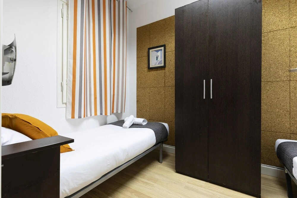 AB Eixample Viladomat Apartments