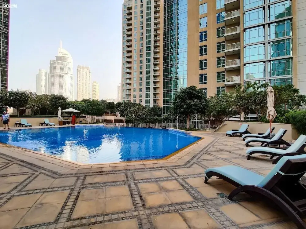 Dubai Fountains Modern 1 Bed by Bnbme Homes