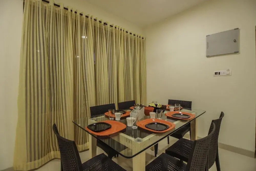 Pratibha Apartments by OYO Rooms
