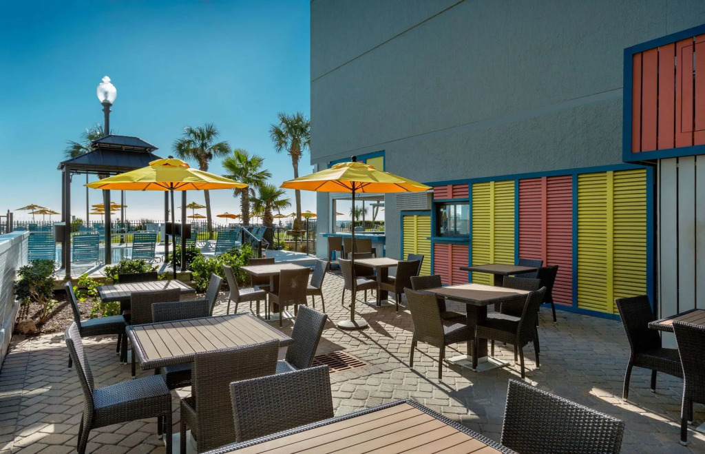 Dayton House Resort - BW Signature Collection