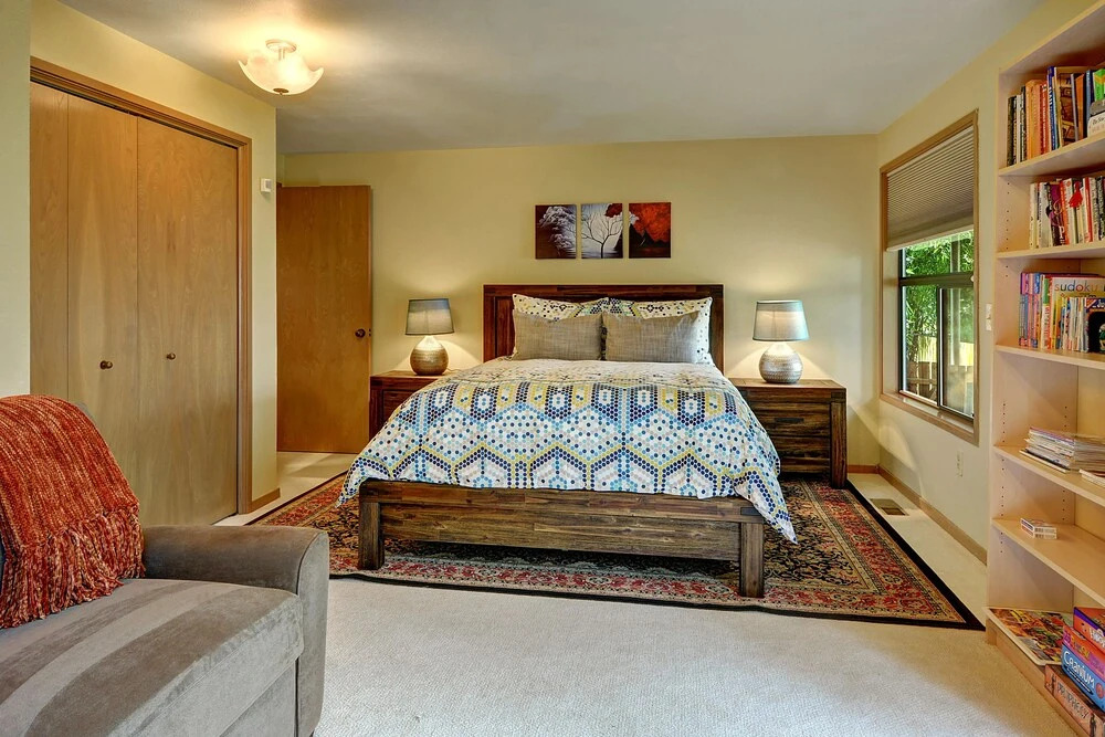 Madison Park Manor - Three Bedroom Home