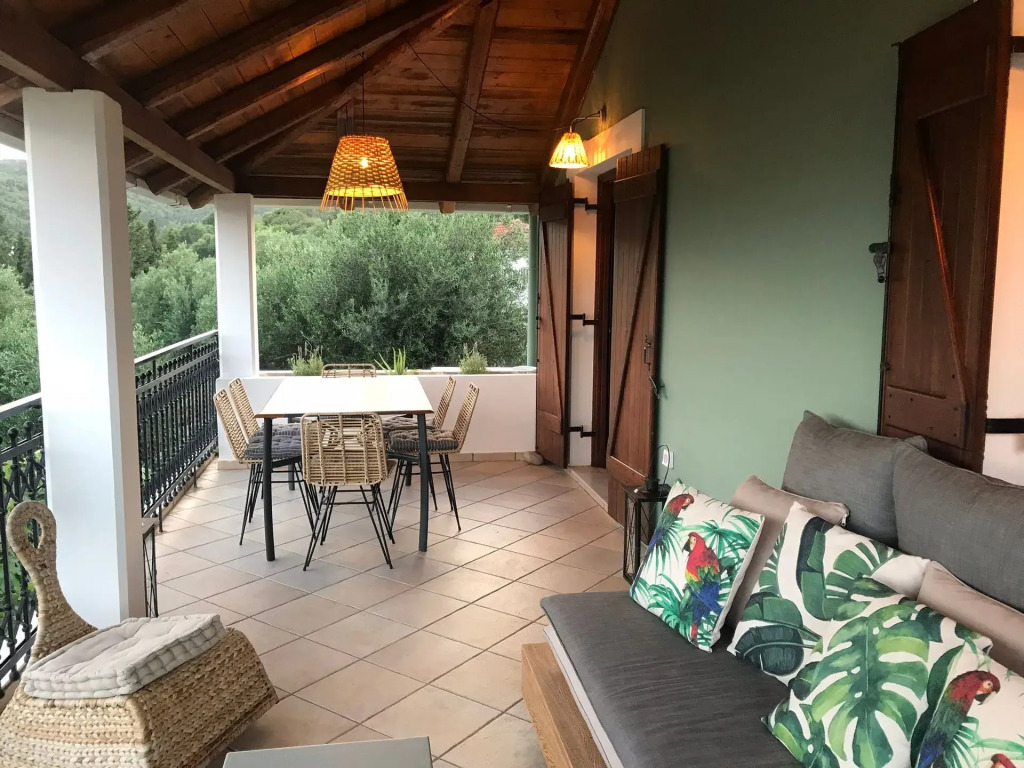 Tettix Summer House