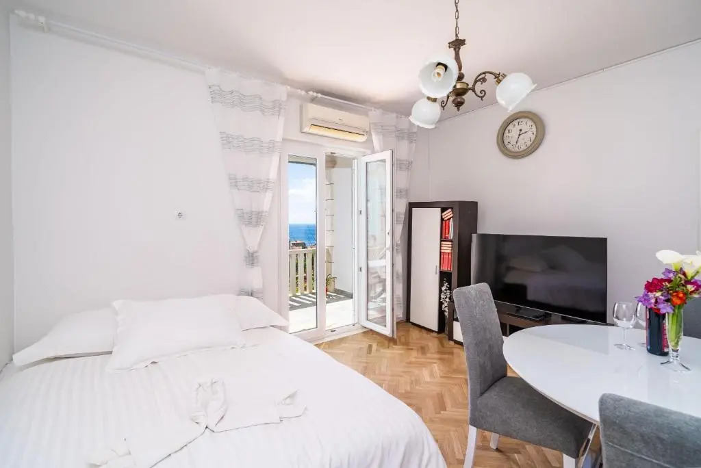 Apartman Debos