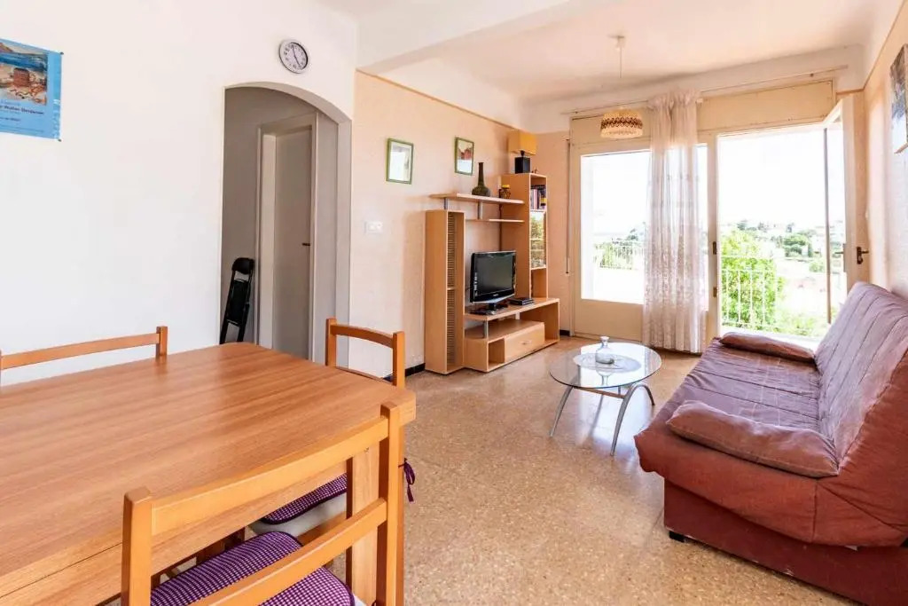 LA FARELLA 63 apartamento con amplia terraza y vistas al mar