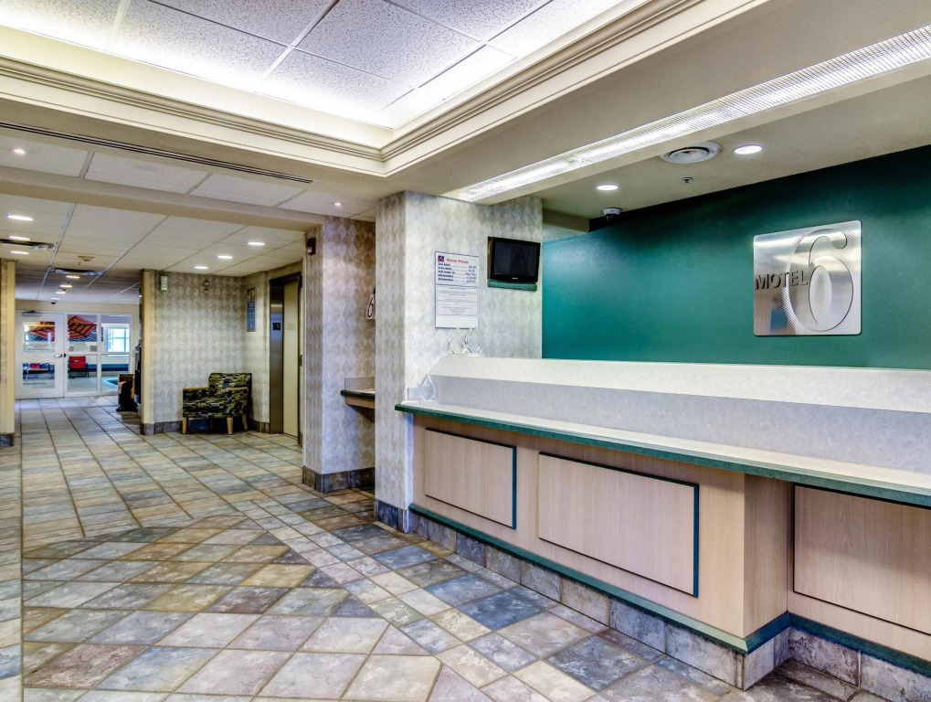 Motel 6-Saskatoon, SK