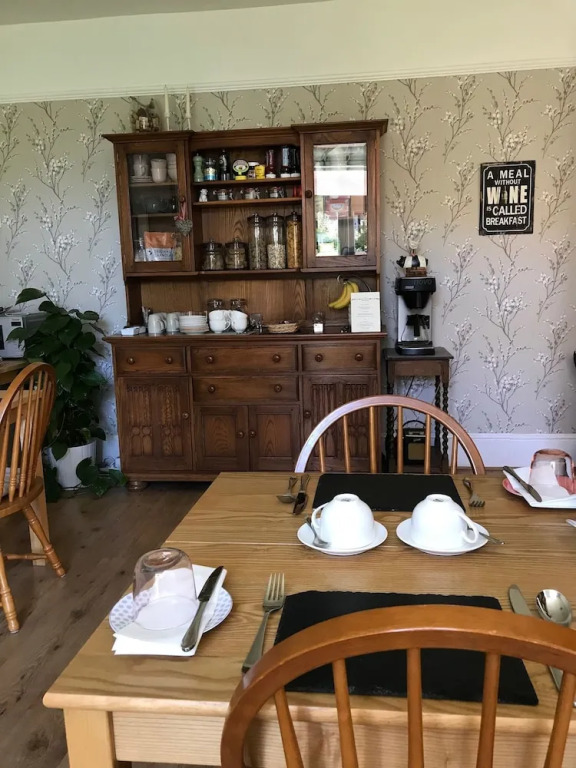 The White House B&B