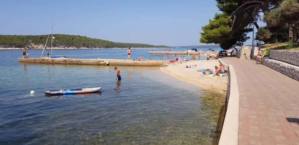 Apartments in Rab - Insel Rab 42670