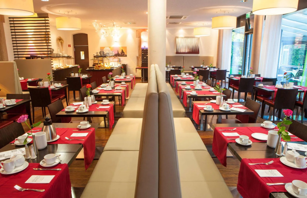 Novina Hotel Tillypark