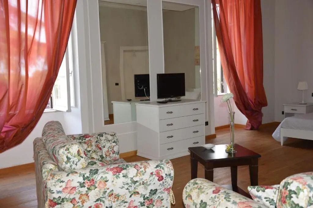 Garibaldi House