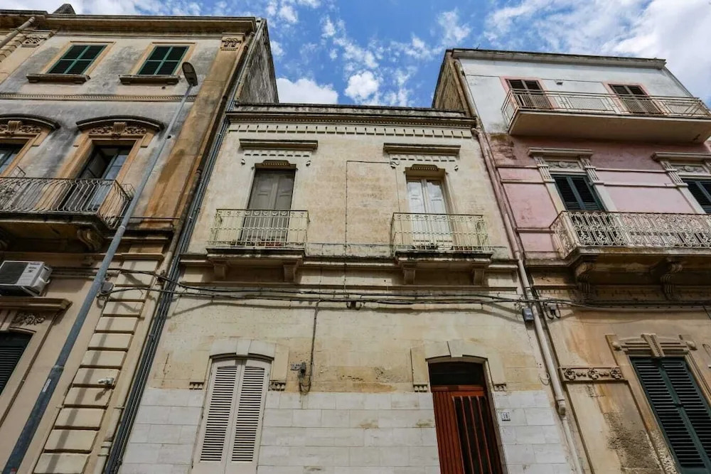 Palazzo Candido Suites & Apartment
