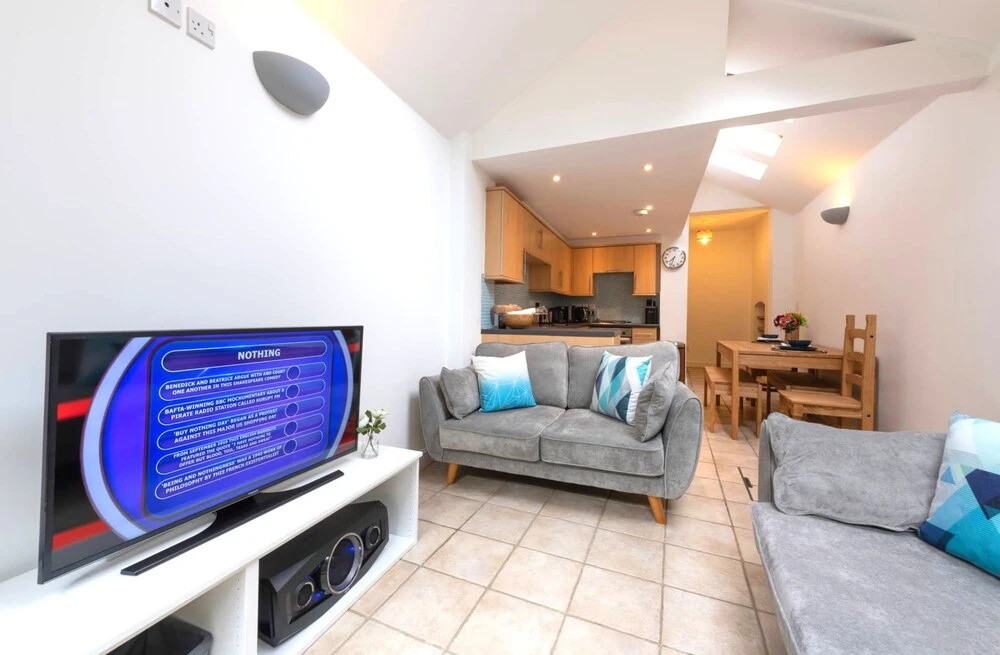 Oxford Fiftyone - A Spacious 3 Bed House with Garden and Parking
