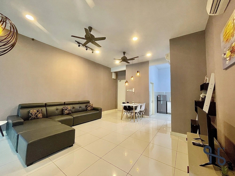 Homi Breeze at Sutera Avenue