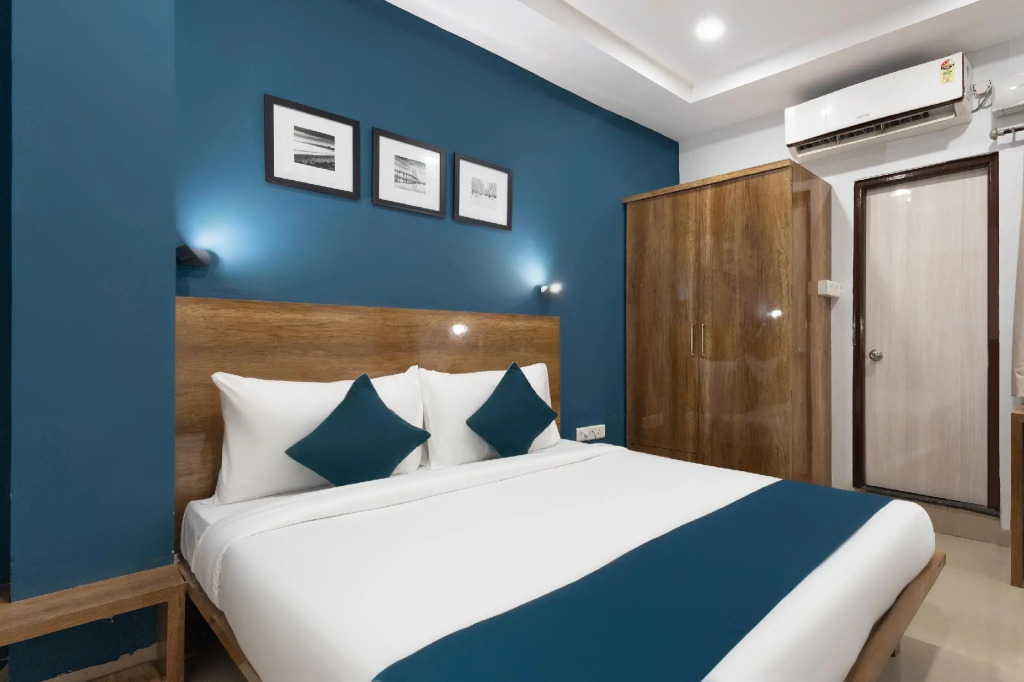 SilverKey Executive Stays 42710 Mahalaxmi Nagar