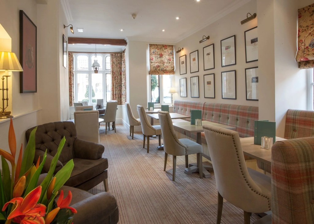 The Five Arrows Hotel
