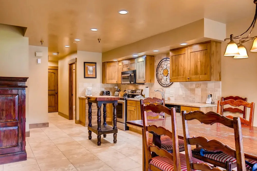 Powder Ridge Skier's Retreat by Avantstay Large Modern Home Close to Park City Resort w/ Views