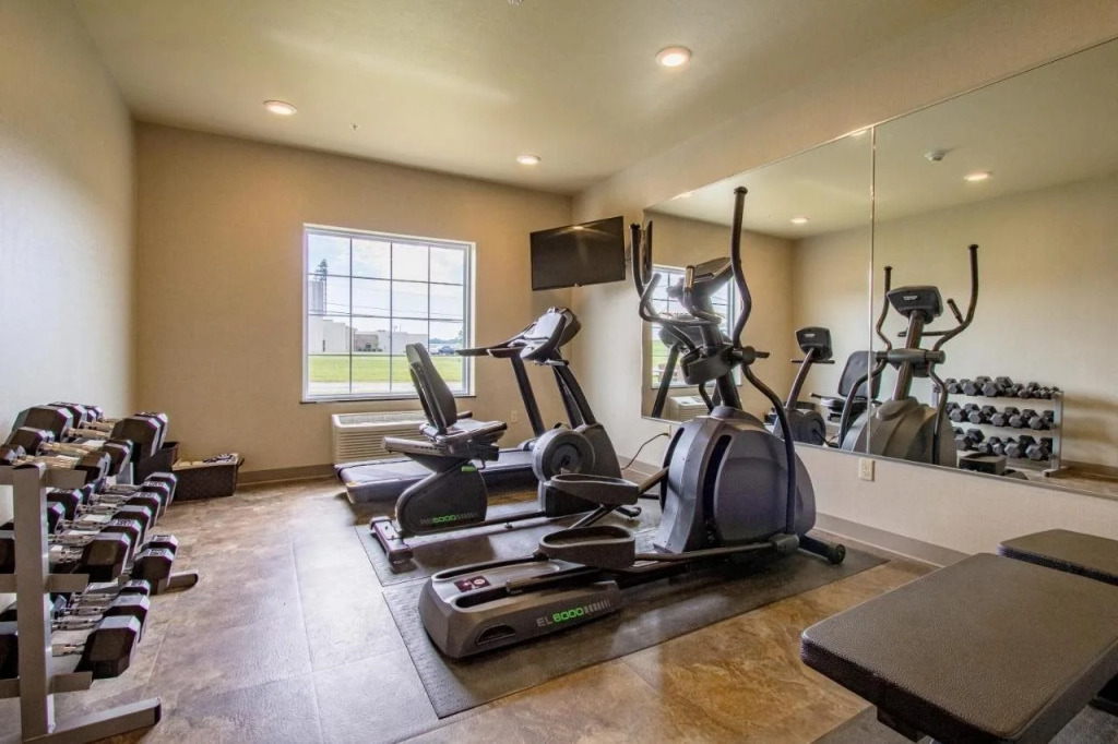 Cobblestone Hotel & Suites - Orrville