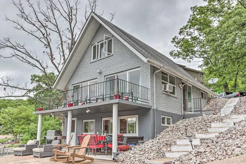 Serene Lake of the Ozarks Retreat w/ Private Dock!