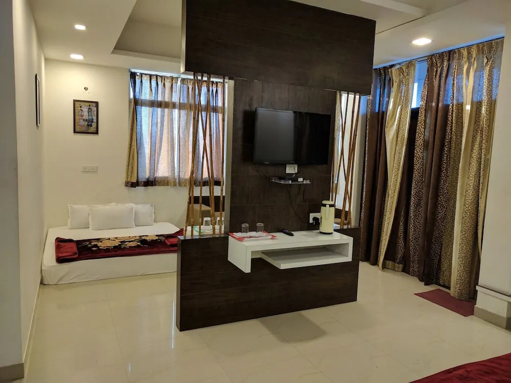 Hotel Surya Mahal