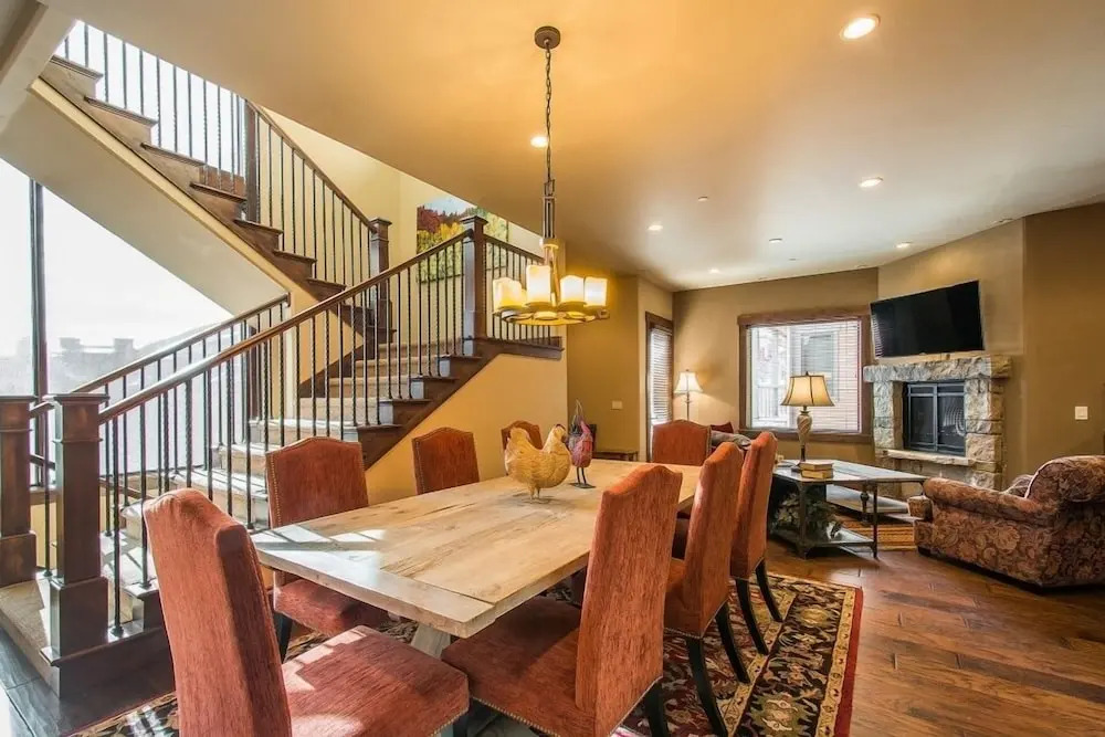 Park City Townhouse w/ Luxurious Amenities!