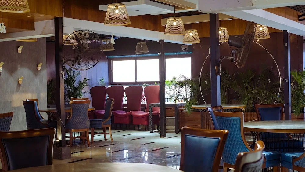 Aura Rooms