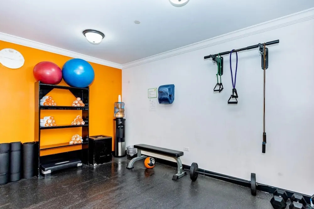 3BR 3BA Duplex w Amazing Views Pool Amenities