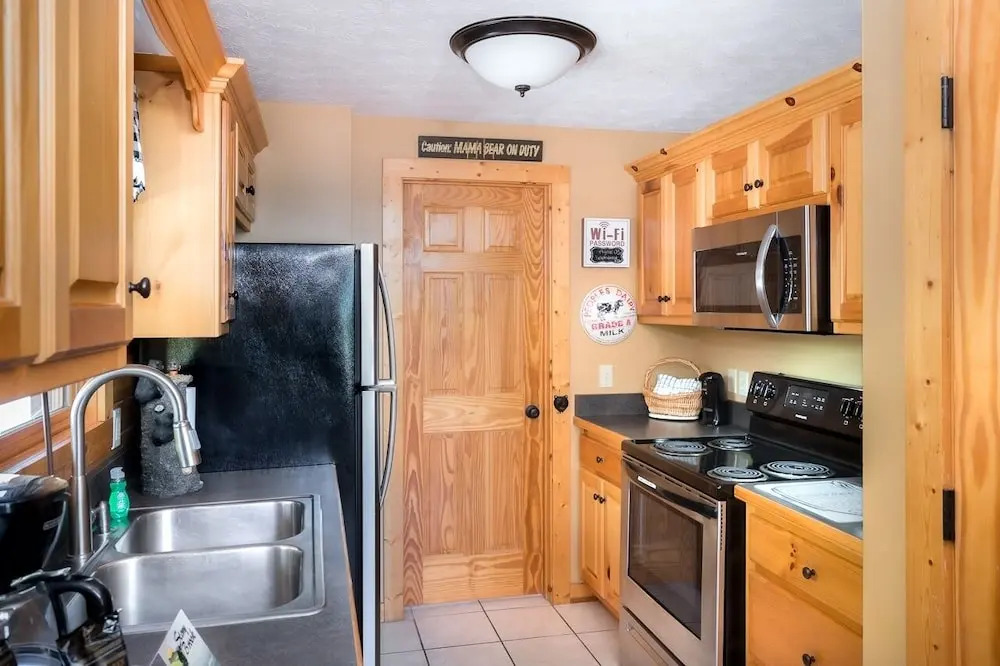 Some Peak Somewhere 3 Bedroom Cabin