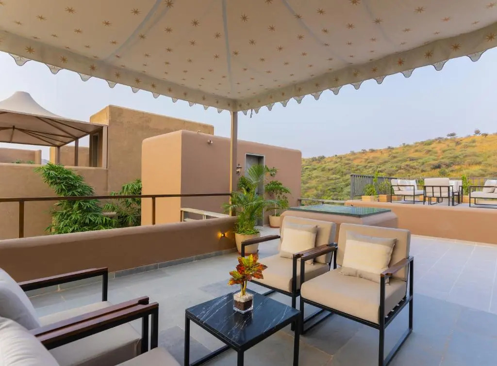 SaffronStays Moringa Valley - Oak Villa