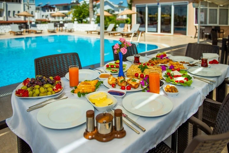 Gece Gunduz Otel