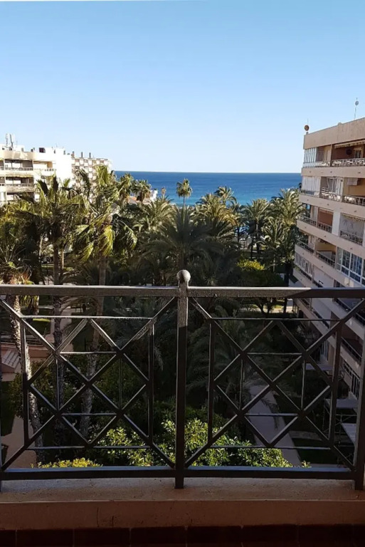 Beautiful apartment with sea view and close to the beach of Los Locos