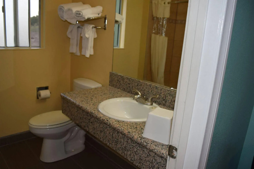 Rose Garden Inn