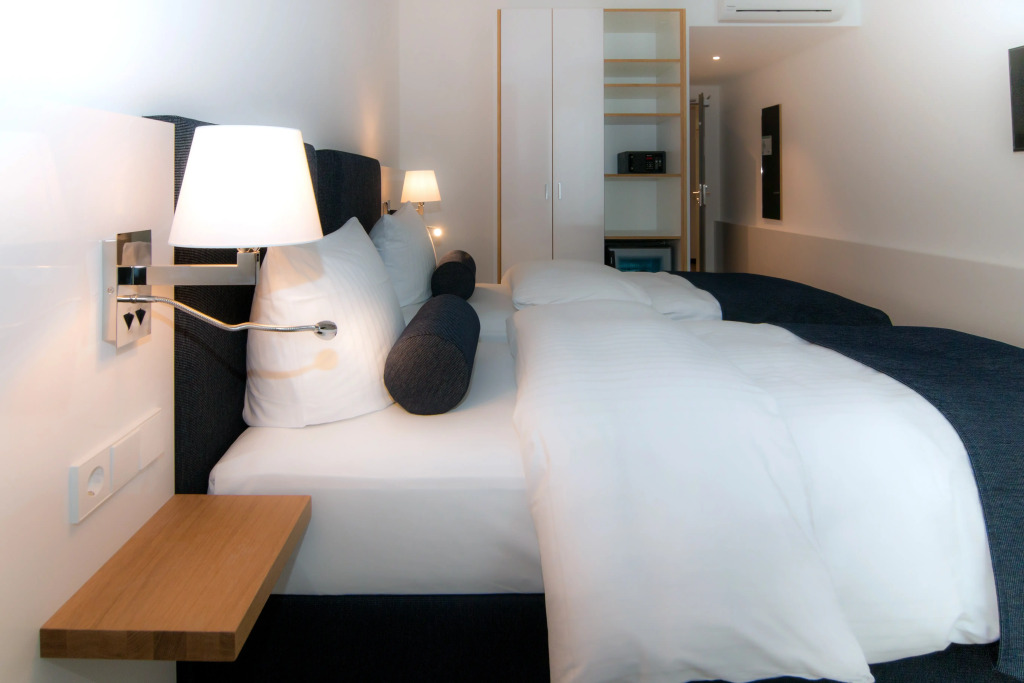Bayer 89 Vi Vadi Hotel