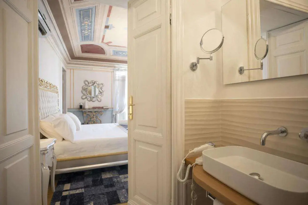 Les Suite Royales