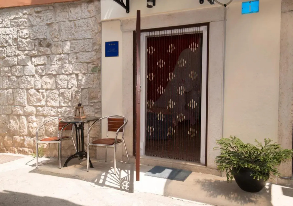 Studio apartman Mima