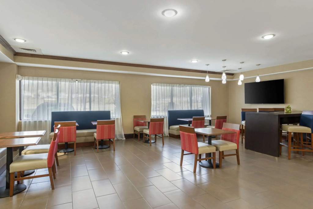 Comfort Suites At Kennesaw State University