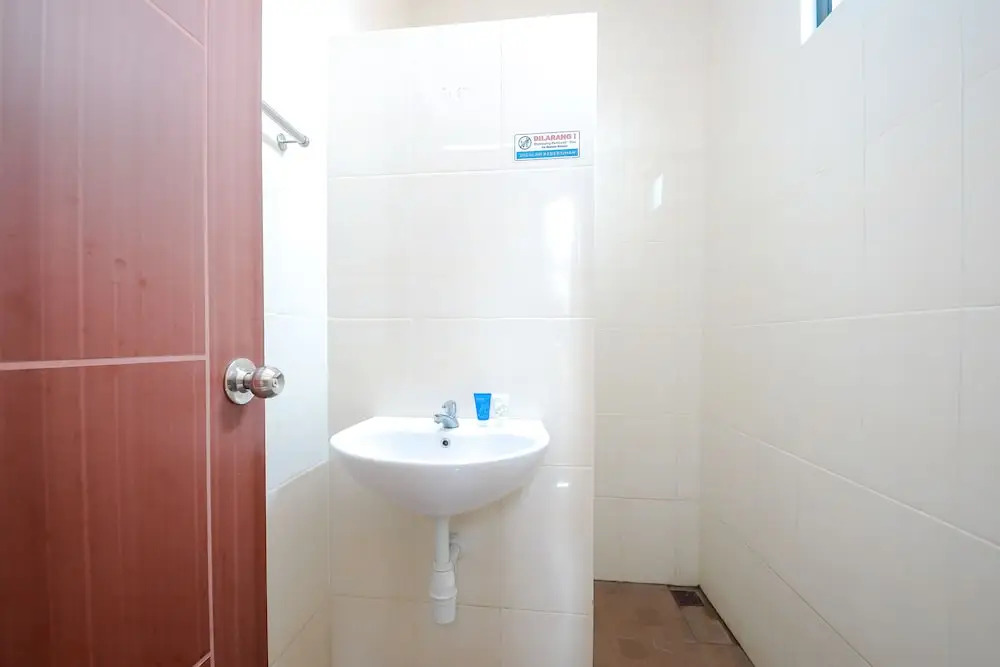 Airy Syariah Gayungan Gayungsari Barat 76 Surabaya