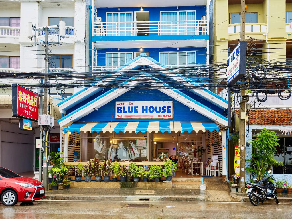 Blue House Beach