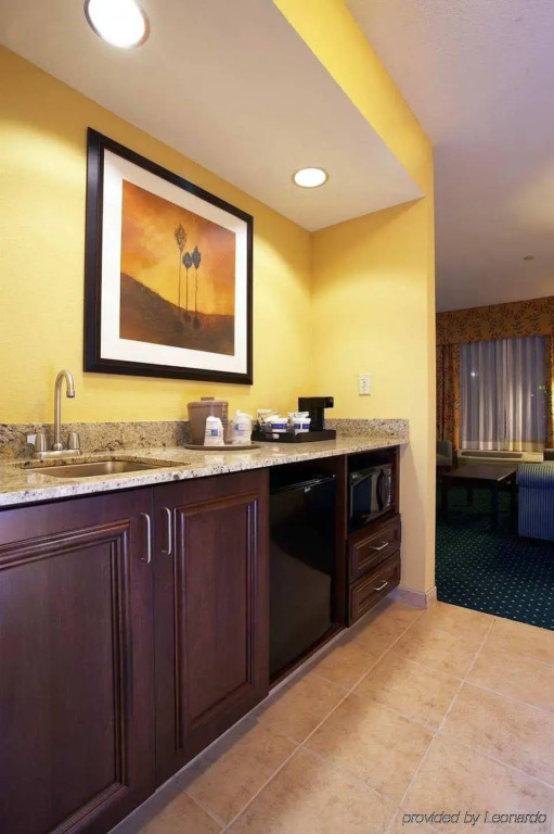 Hampton Inn & Suites Sacramento-Elk Grove Laguna I-5