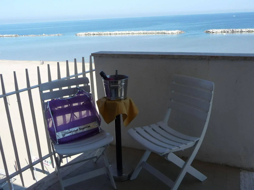 Hotel Suprem