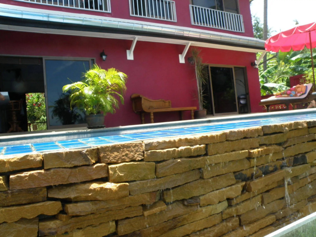 Pink House Guest House Lamai - Pool & Sea View