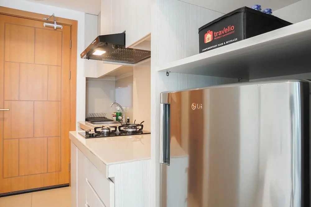 Cozy Studio Apartment with City View The Nest Puri