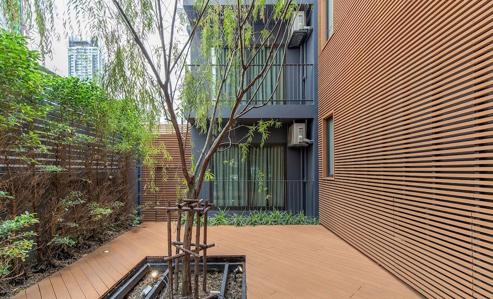 GROOVE AT SIAM
